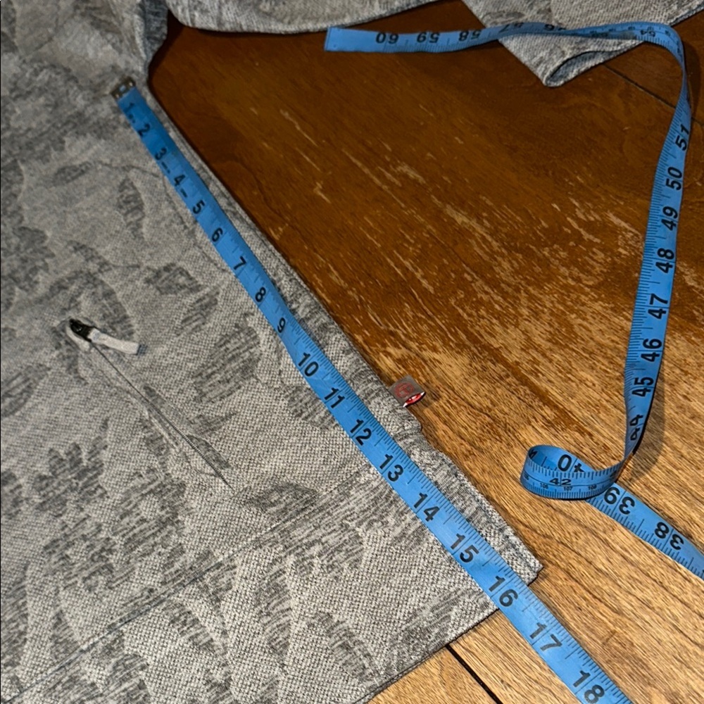 Talbots Gray Patterned Sweatshirt - image 6